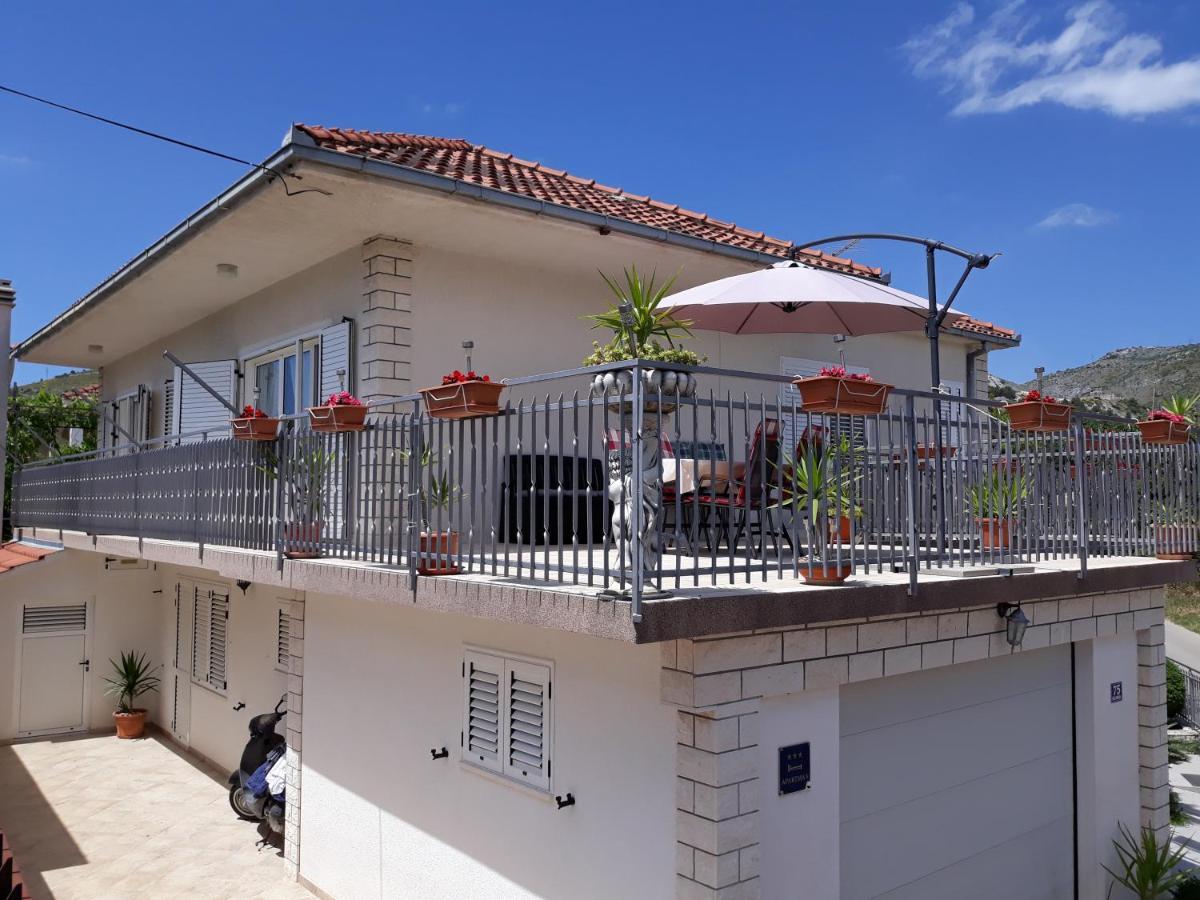 Quality Vila "Comfort" Trogir Exterior photo